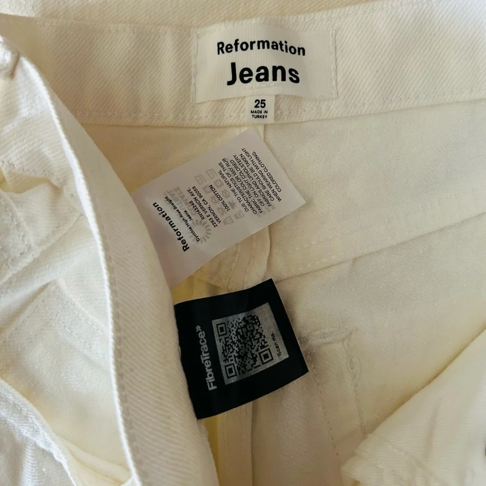 Reformation Jeans Cynthia High Rise Straight Jean 25 Vintage White Denim - Picture 5 of 6